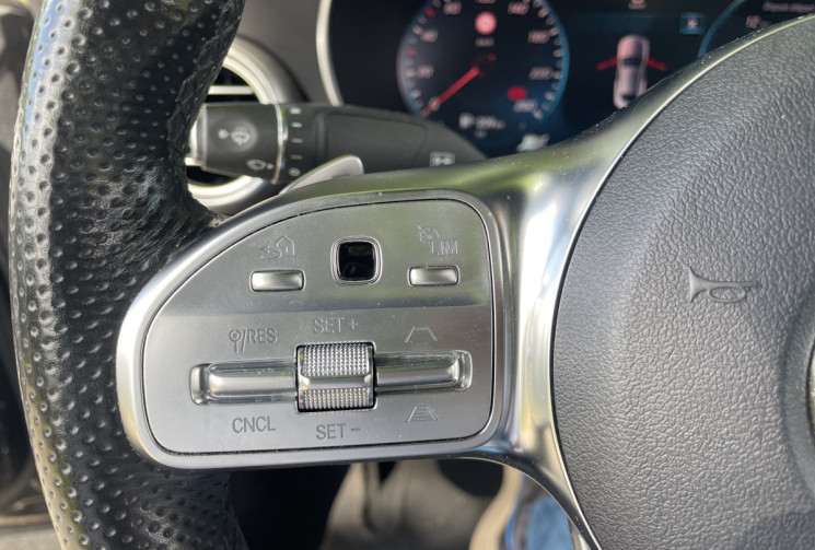 Mercedes CLASSE C COUPE 200 AMG Line 9G-Tronic 184 / Toit Ouvrant / Entretien Full Mercedes