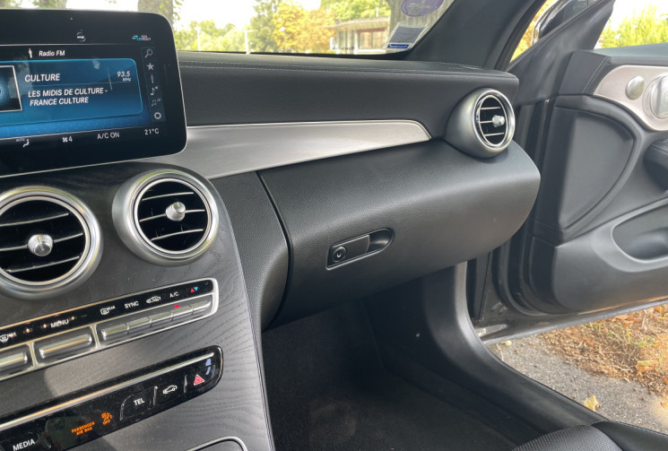 Mercedes CLASSE C COUPE 200 AMG Line 9G-Tronic 184 / Toit Ouvrant / Entretien Full Mercedes