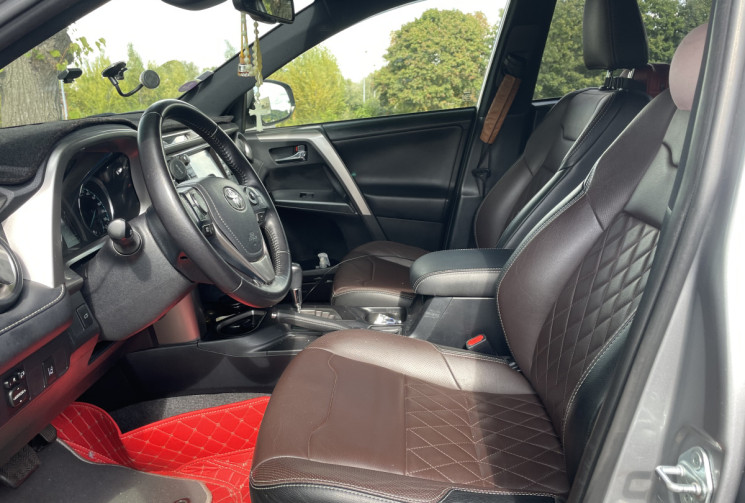 Toyota RAV4 IV PHASE 2 2.5 VVTI 16V 197   / HYBRID 4WD E-CVT 155 + GARANTIE TOYOTA 2026