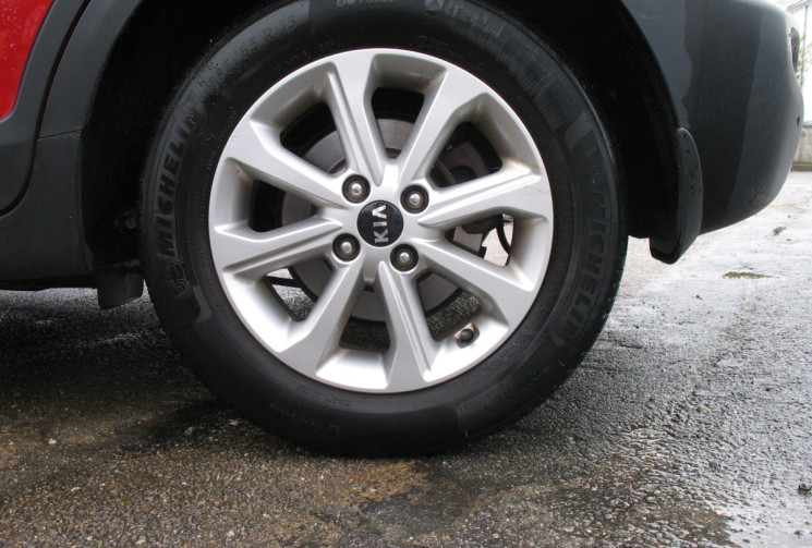 Kia STONIC 1.0 T-GDi 120  ISG BVM6 Active