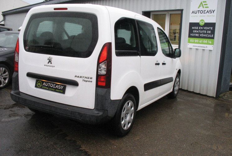 Peugeot PARTNER TEPEE  II 1.6 HDi 100 Active 48.000 km 7 PLACES  2 PORTES LATERALES 14158 HT