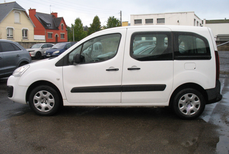 Peugeot PARTNER TEPEE  II 1.6 HDi 100 Active 48.000 km 7 PLACES  2 PORTES LATERALES 14158 HT