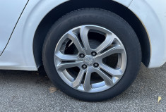 Peugeot 208 Allure 1.2 82 ch * ENTRETIEN A JOUR * CT OK * GARANTIE 6 MOIS