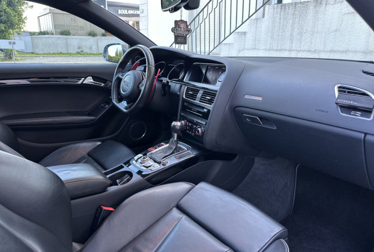 Audi RS5 Quattro Coupé 4.2 FSI V8 S-Tronic7 450ch Boîte auto