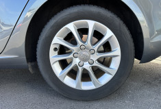 Audi A3 SPORTBACK 1.6 TDi 105 cv ATTRACTION - GPS - CUIR - DISTRIBUTION OK 