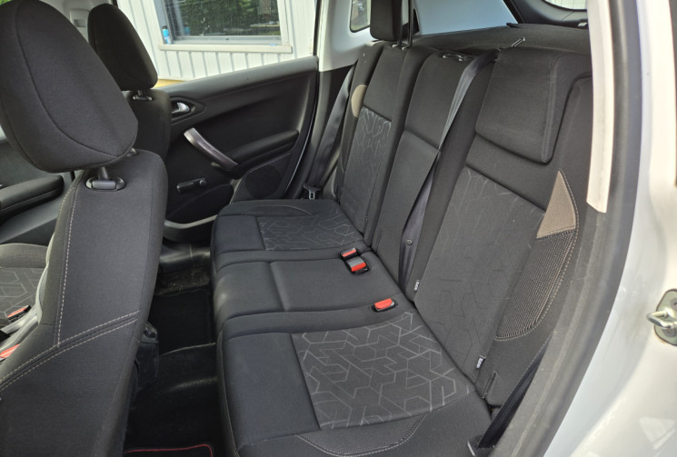 Peugeot 2008 SW 1.2 VTI ACTIVE
