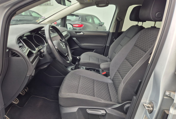 Volkswagen Touran 1.5 TSI EVO 150ch Connect 7 places Volkswagen Touran 1.5 TSI EVO 150ch Connect 7 places