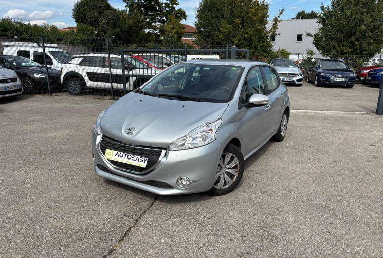 Peugeot 208 1.2 / 82 CH / ACTIVE Peugeot 208 1.2 / 82 CH / ACTIVE