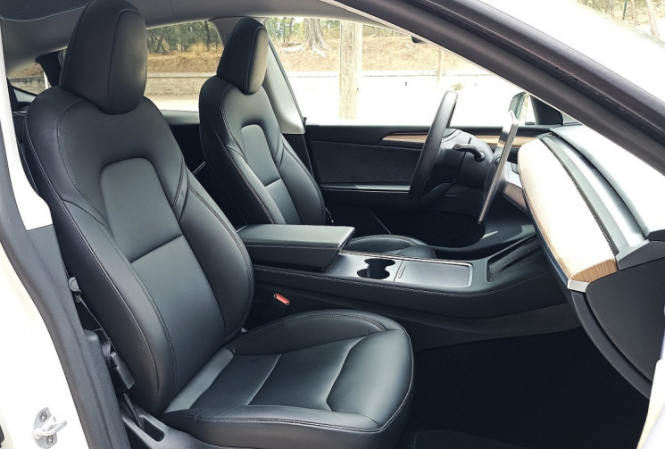 Tesla Model Y DUAL MOTOR - LONG RANGE LR - GD AUTONOMIE AWD - TVA RECUP