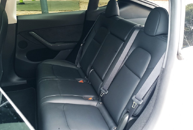 Tesla Model Y DUAL MOTOR - LONG RANGE LR - GD AUTONOMIE AWD - TVA RECUP