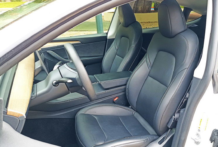 Tesla Model Y DUAL MOTOR - LONG RANGE LR - GD AUTONOMIE AWD - TVA RECUP