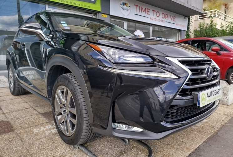 Lexus NX 300h  LUXE 2.5 VVT-i 197 AWD E-CVT 155 cv Boîte auto