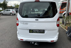 Ford Tourneo Courier Trend 1.0 l essence Distribution OK