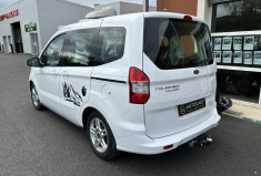 Ford Tourneo Courier Trend 1.0 l essence Distribution OK