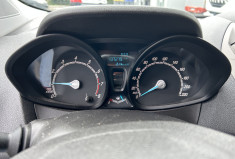 Ford Tourneo Courier Trend 1.0 l essence Distribution OK