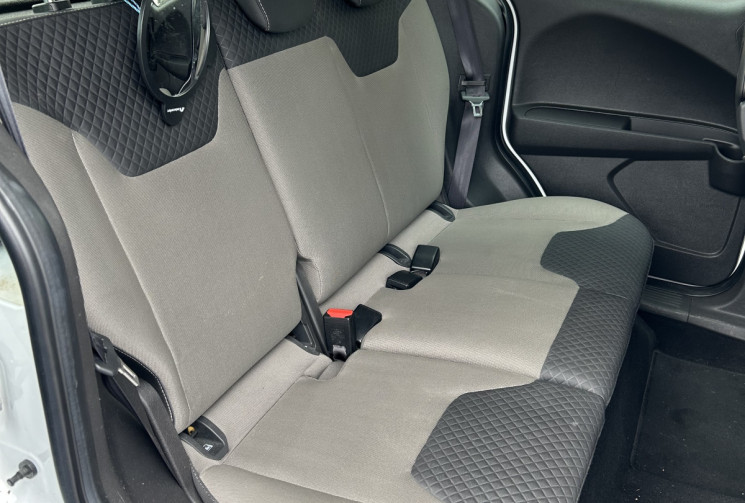 Ford Tourneo Courier Trend 1.0 l essence Distribution OK