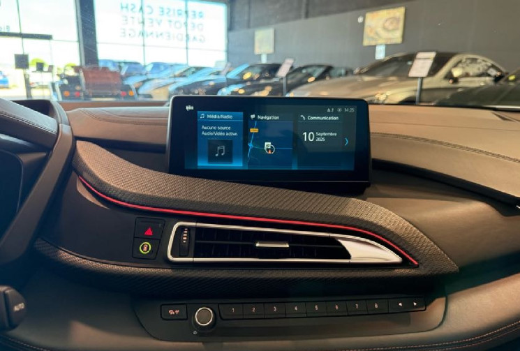 BMW I8 Roadster (fév. 2018) BMW I8 Roadster (fév. 2018)