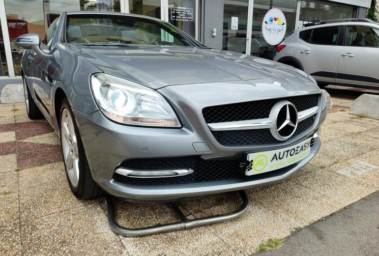 Mercedes SLK III  (172) 250  BlueEFFICIENCY 7G-TRONIC+ 204 cv Boîte auto-TRONIC
