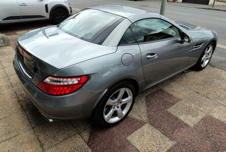 Mercedes SLK III  (172) 250  BlueEFFICIENCY 7G-TRONIC+ 204 cv Boîte auto-TRONIC