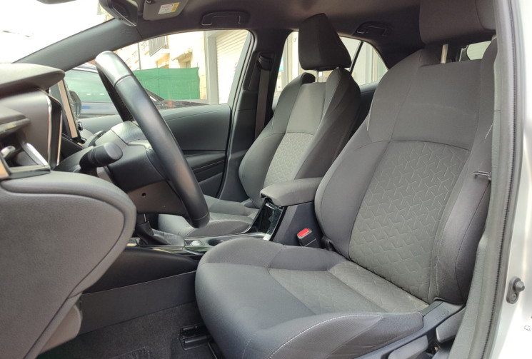 Toyota Corolla 1.8 VVT-i 122 DYNAMIC 