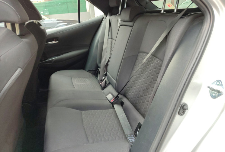 Toyota Corolla 1.8 VVT-i 122 DYNAMIC 