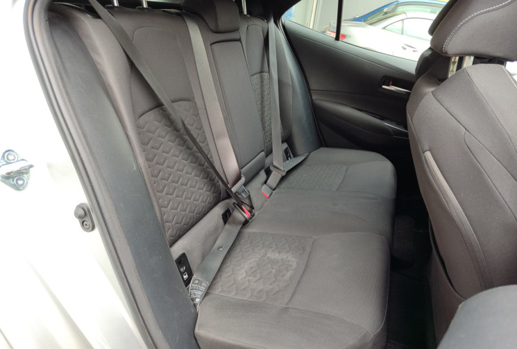 Toyota Corolla 1.8 VVT-i 122 DYNAMIC 