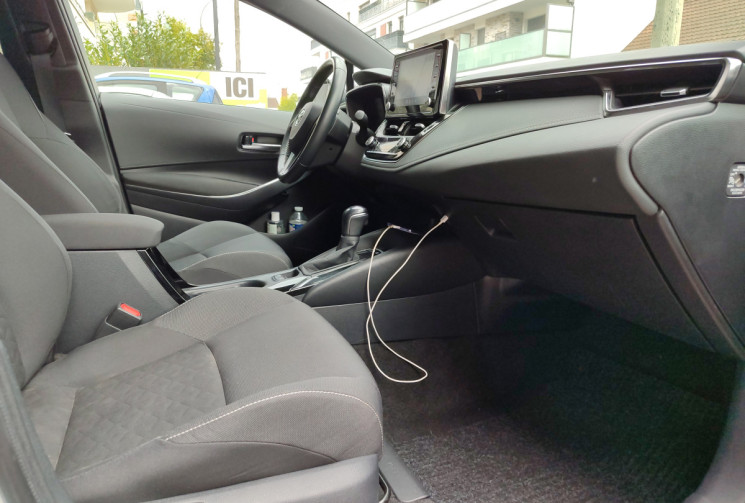 Toyota Corolla 1.8 VVT-i 122 DYNAMIC 