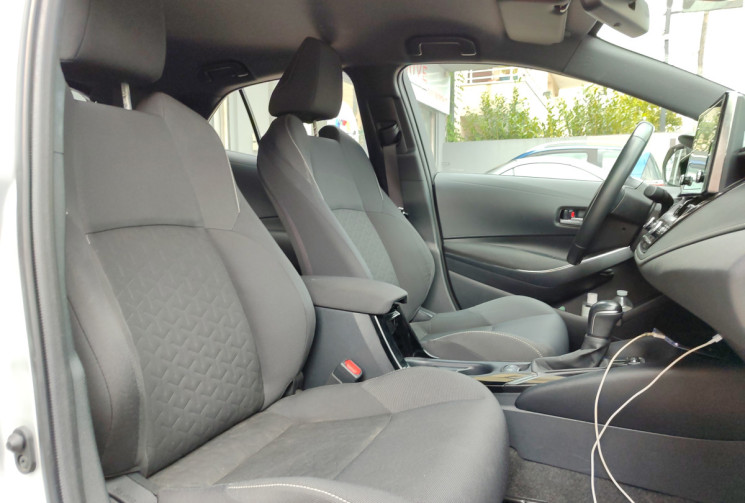 Toyota Corolla 1.8 VVT-i 122 DYNAMIC 