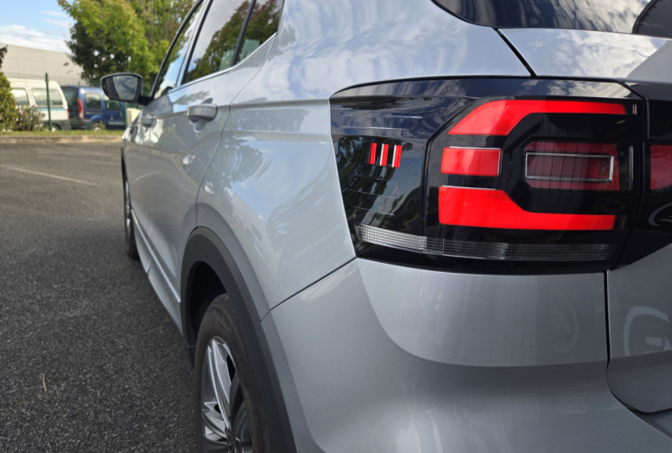 Volkswagen T-Cross 1.0 TSI 110 Start/Stop DSG7 R-Line