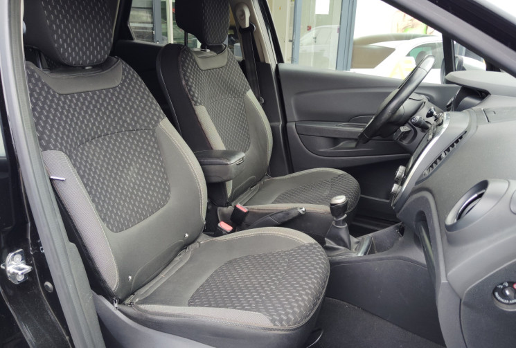 Renault Captur 1.5 dCi 110ch energy Intens Renault Captur 1.5 dCi 110ch energy Intens