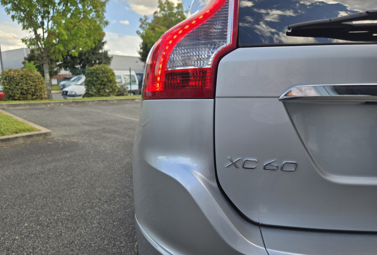 Volvo XC60 *SERIE SPECIALE INITIATE* D4 190 BVA AWD
