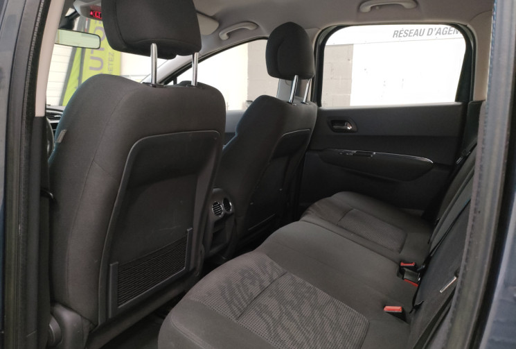 Peugeot 3008 1.6 HDi112 FAP Active