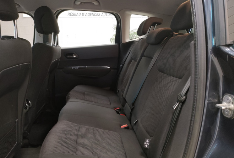 Peugeot 3008 1.6 HDi112 FAP Active
