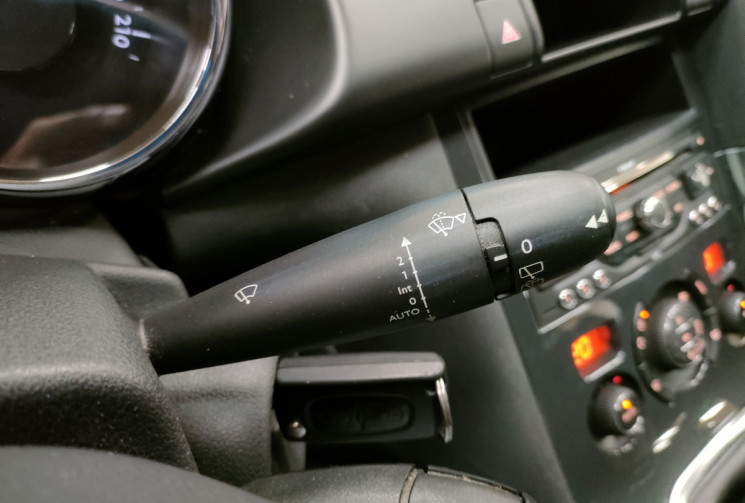 Peugeot 3008 1.6 HDi112 FAP Active