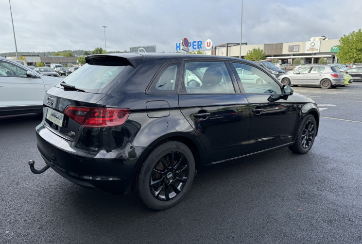 Audi A3 1.6 TDI 110CH AMBIENTE S-TRONIC 7