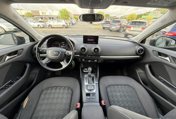 Audi A3 1.6 TDI 110CH AMBIENTE S-TRONIC 7
