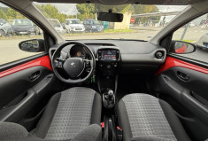 Peugeot 108 VTi 72 Style 5 portes Peugeot 108 VTi 72 Style 5 portes