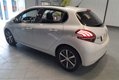 Peugeot 208  1.2 THP 110 ROLAND GARROS - 1ere main - TOPTIONS - TBE - SUIVI PEUGEOT - GARANTIE -