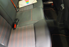 Peugeot 208  1.2 THP 110 ROLAND GARROS - 1ere main - TOPTIONS - TBE - SUIVI PEUGEOT - GARANTIE -