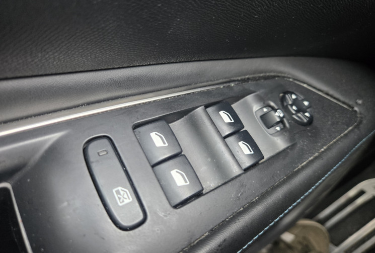 Peugeot 3008 2.0 BlueHDi 150ch Crossway * moteur NEUF ! * toit ouvrant * carplay * Entretien Peugeot