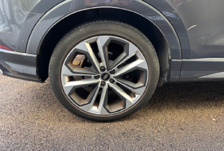 Audi Q3 S-line 1.5 TFSI S Tronic7 150cv Boîte auto Origine France 2eme Main / CARPLAY / CAMERA 360°