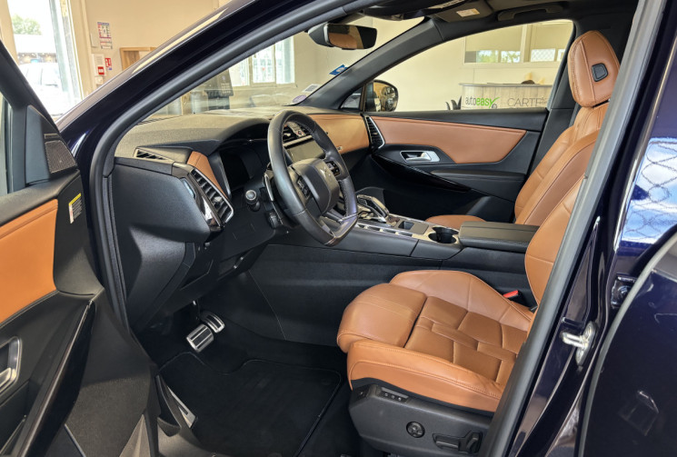 DS DS 7 CROSSBACK E-TENSE 1.6 THP 300 PLUG IN HYBRID 4X4 RIVOLI OPERA  / TOIT OUVRANT / SON FOCAL 
