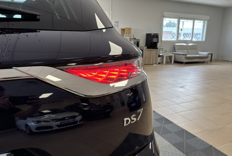 DS DS 7 CROSSBACK E-TENSE 1.6 THP 300 PLUG IN HYBRID 4X4 RIVOLI OPERA  / TOIT OUVRANT / SON FOCAL 