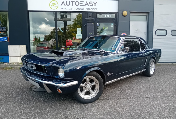 Ford MUSTANG Coupé V8