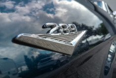 Ford MUSTANG Coupé V8 ( consulter description pour plus de détails ) 