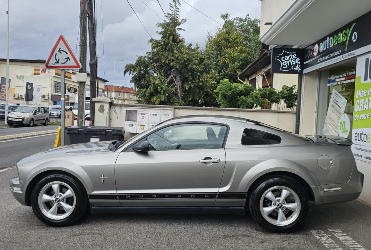 Ford MUSTANG 210 cv 4.0L V6 Boite Mécanique 