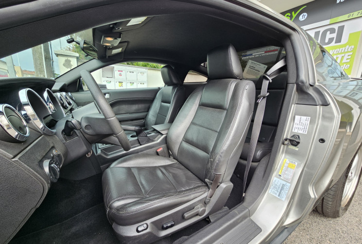 Ford MUSTANG 210 cv 4.0L V6 Boite Mécanique 