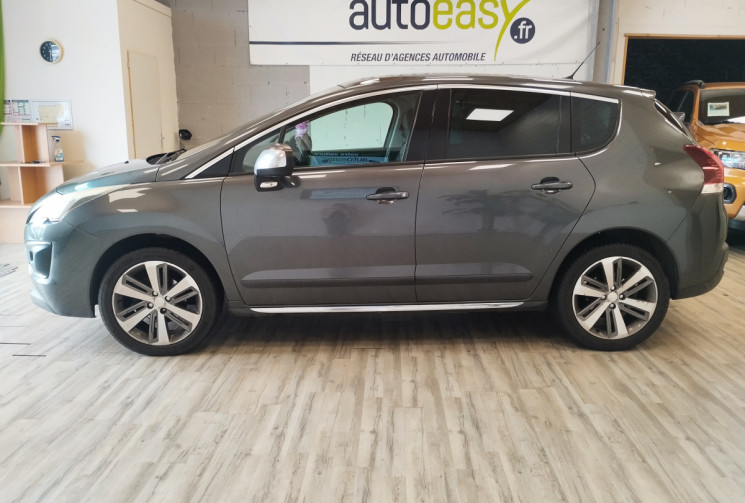 Peugeot 3008 I Phase 2 1.6 HDi 114 cv ALLURE Peugeot 3008 I Phase 2 1.6 HDi 114 cv ALLURE