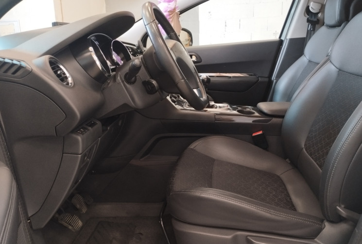 Peugeot 3008 I Phase 2 1.6 HDi 114 cv ALLURE Peugeot 3008 I Phase 2 1.6 HDi 114 cv ALLURE
