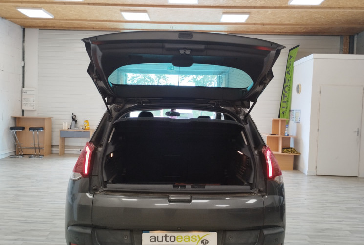 Peugeot 3008 I Phase 2 1.6 HDi 114 cv ALLURE Peugeot 3008 I Phase 2 1.6 HDi 114 cv ALLURE